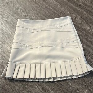 Cute Ivory Pleated Skirt